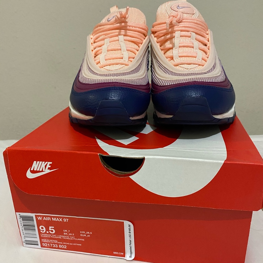 Woman’s Nike 97s